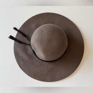 Elegant Floppy Brown Wool Hat